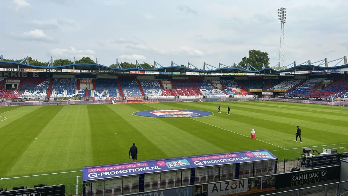 ?? Eerste halve finale in play-off voor FC Volendam • Supporters niet welkom in Tilburg