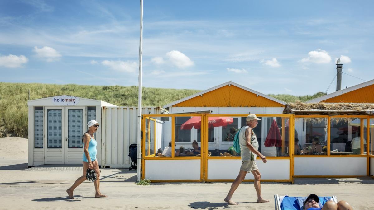 Aan zee opletten voor onderkoeling in fris water, verder vooral genieten