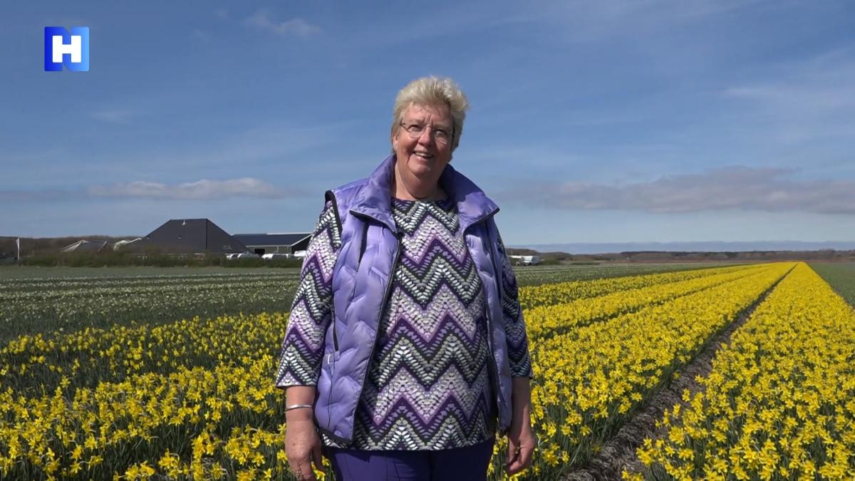 Mary is trots op haar bloeiende bollenvelden langs het Noord-Hollandpad