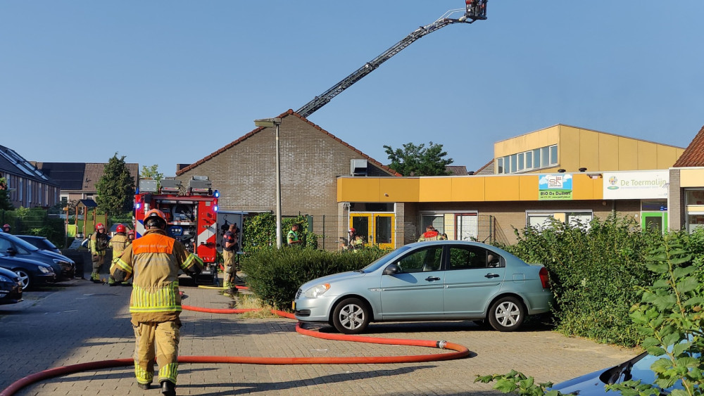 Brand in basisschool Purmerend, veel rookschade