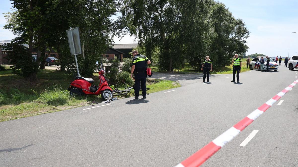 Verdachte situatie in Haarlem, verdachte aangehouden • Fietser en scooterrijder botsen in Limmen