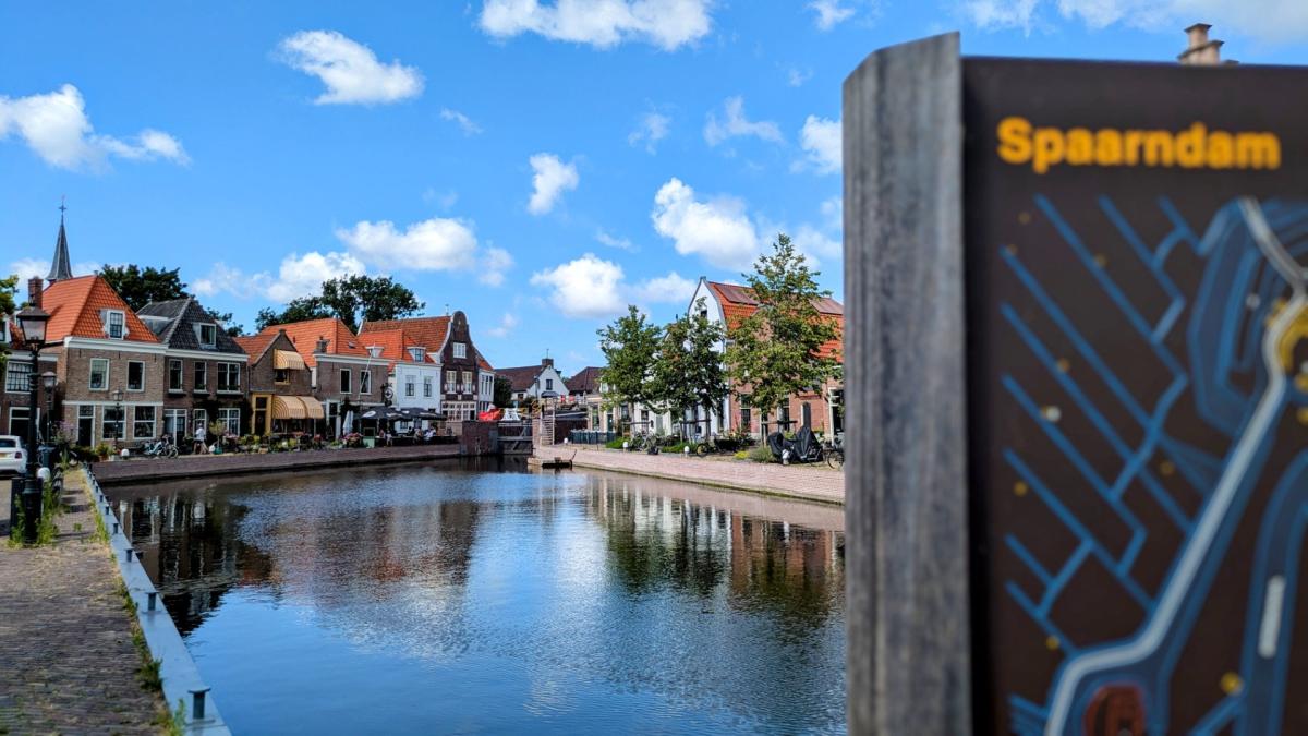 Meevaller voor pleziervaart: Kolksluis in Spaarndam net op tijd open voor Sail