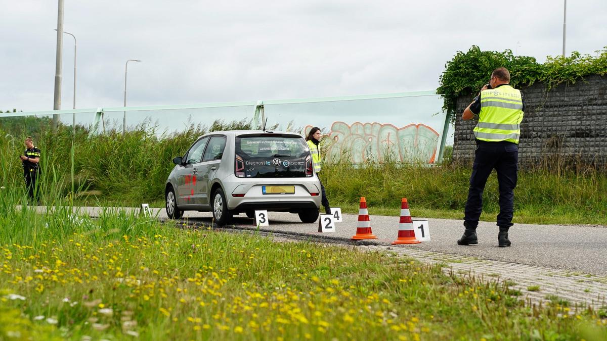 Fietser overleden na aanrijding in Wognum, automobilist aangehouden