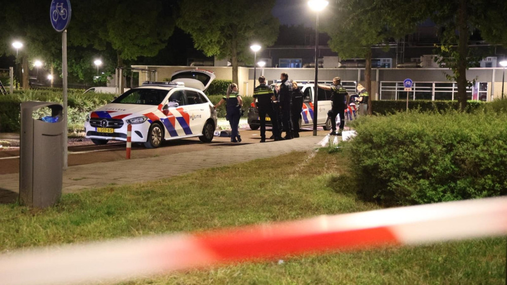 Jongen (15) ernstig gewond na schietpartij Amsterdam-Zuidoost, aanleiding mogelijk een ruzie