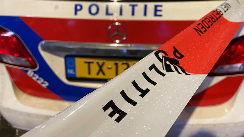 Aanrijding tussen fatbike en voetganger in Vondelpark • Quad slaat over de kop in Kortenhoef, man naar ziekenhuis. Aanrijding tussen fatbike en voetganger in Vondelpark • Quad slaat over de kop in Kortenhoef, man naar ziekenhuis.