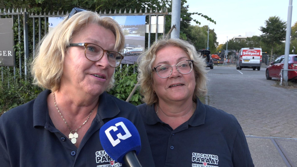 Kater of niet, vrijwilligers vegen de tent schoon na Vennepse feestweek