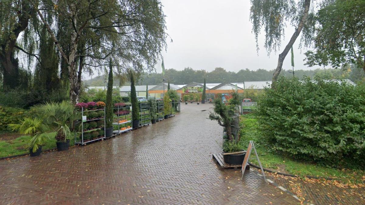 Eemnes spreekt geruchten tegen: geen asielzoekerscentrum op terrein tuincentrum