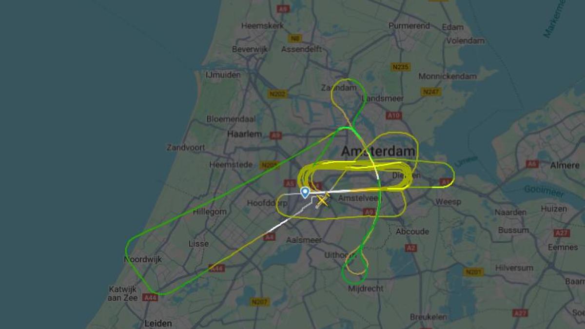 Dit vliegtuig vloog gisteravond heel veel rondjes over de stad: "Was een test"