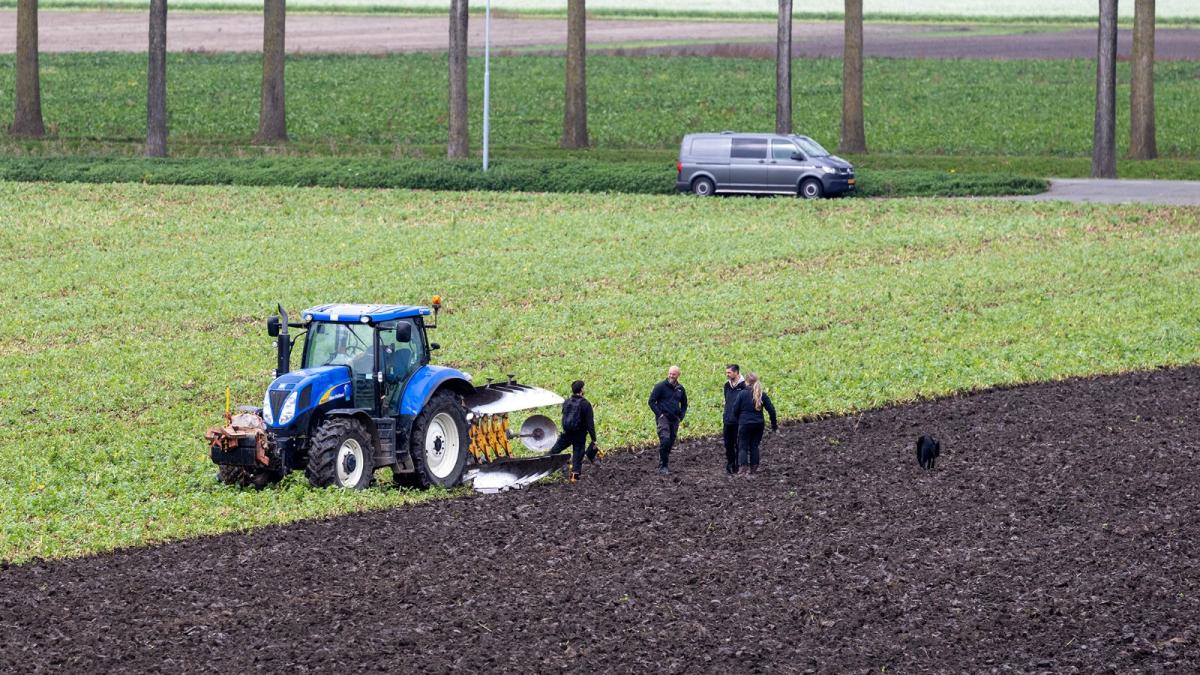 Lichaam in akker Abbenes blijkt man, politie sluit misdrijf uit