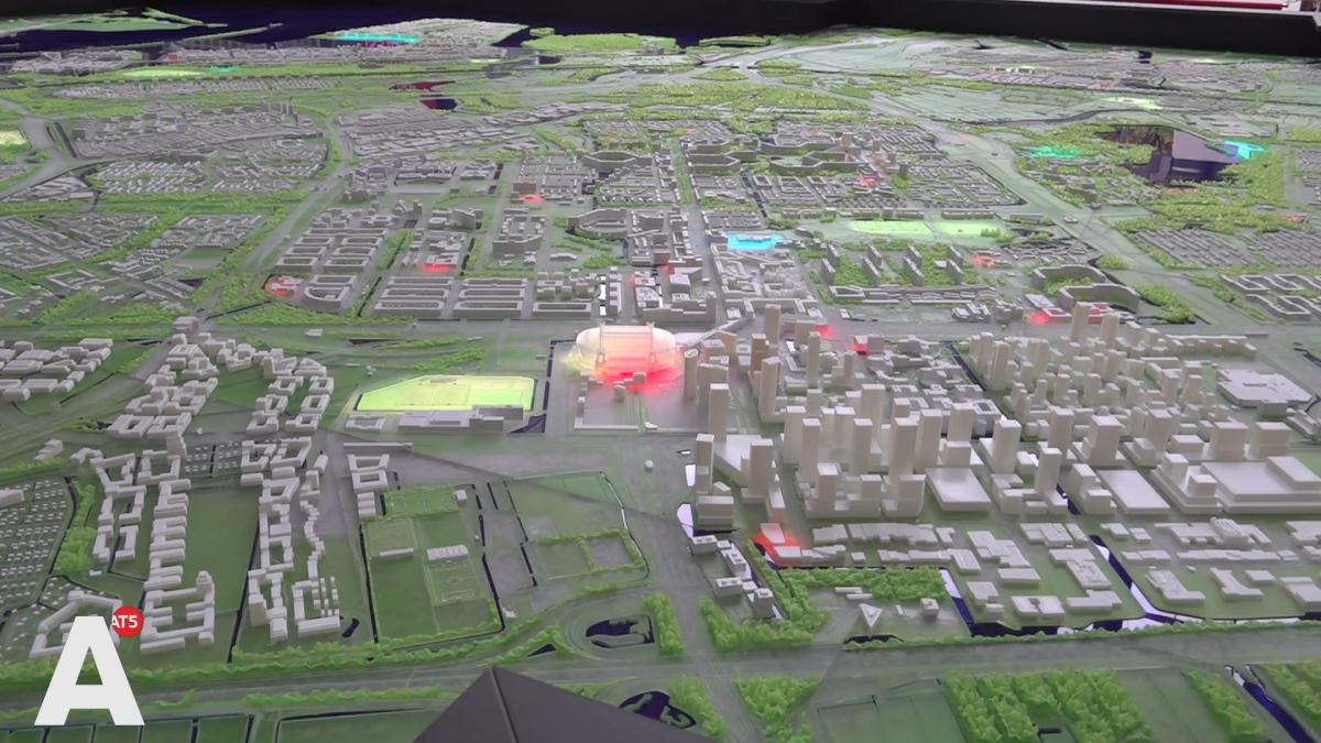 Heel Amsterdam in schaal 1:2000: "Elk tuinhuisje staat erin"