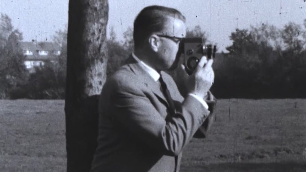 De Blikken van Dick: hoe een amateurfilmer zijn gezin én de ontwikkeling van Haarlem vastlegde Home