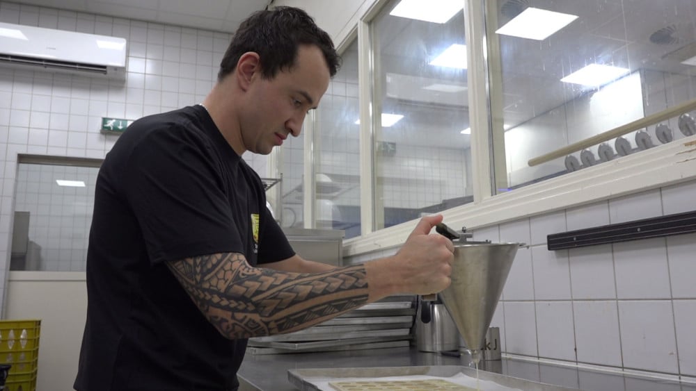 Texelse bakkers draaien overuren door landelijk intocht Sinterklaas