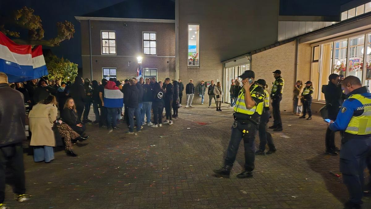 Burgemeester over azc-protest in Uitgeest: 