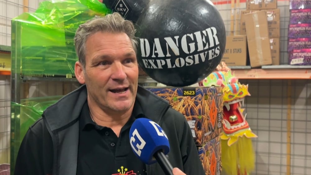 Nu al topdrukte bij vuurwerkverkopers door aangekondigd verbod: "Is er nog wel genoeg?"