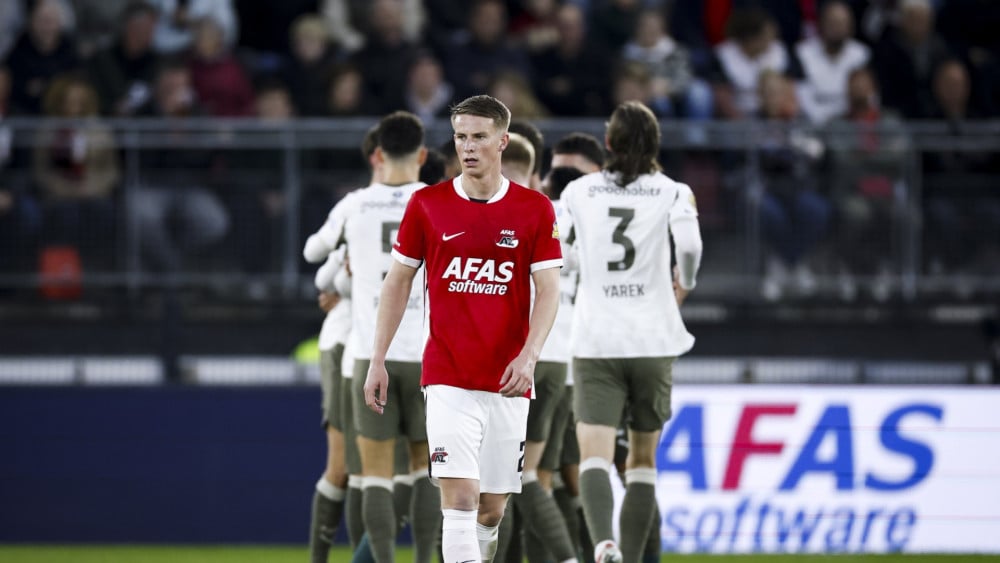 Lees terug: AZ afgeschminkt door PSV in eenzijdige topper • Grim-effect blijft uit bij Ajax