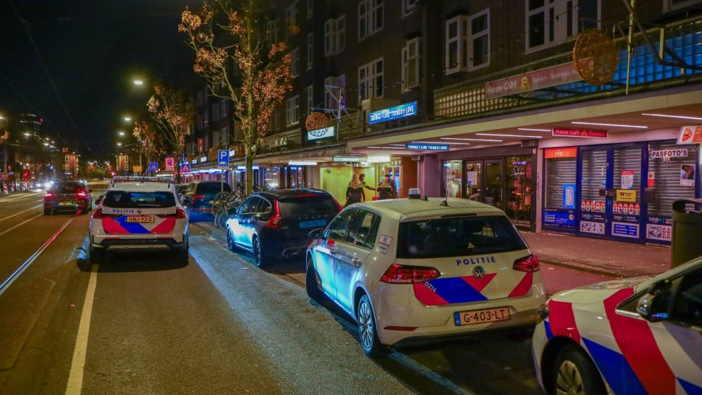 Beveiligers van casino jagen gewapende overvallers weg
