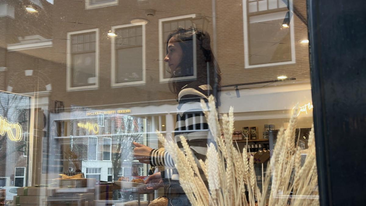 Woningmarkt is 'shitshow', zegt woonbond, en dat merkt Jaya (27) uit Alkmaar ook