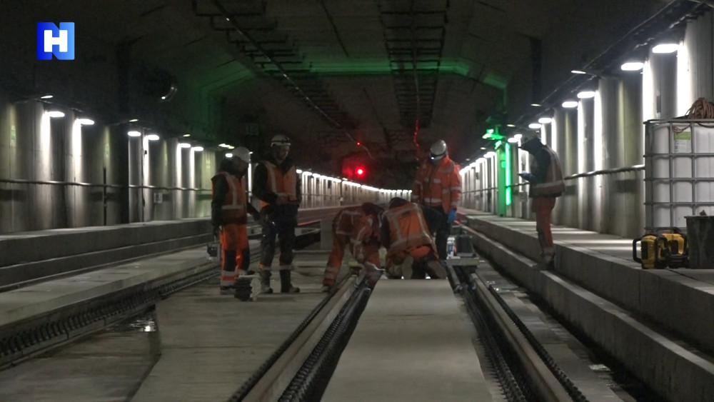 Zo blijft Schiphol bereikbaar tijdens werkzaamheden aan busstation en spoortunnel Nieuws