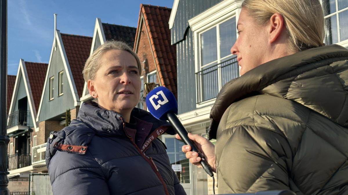 Nieuwe NH-podcast: politie-agent zoekt slachtoffer van Nieuwjaarsbrand Volendam