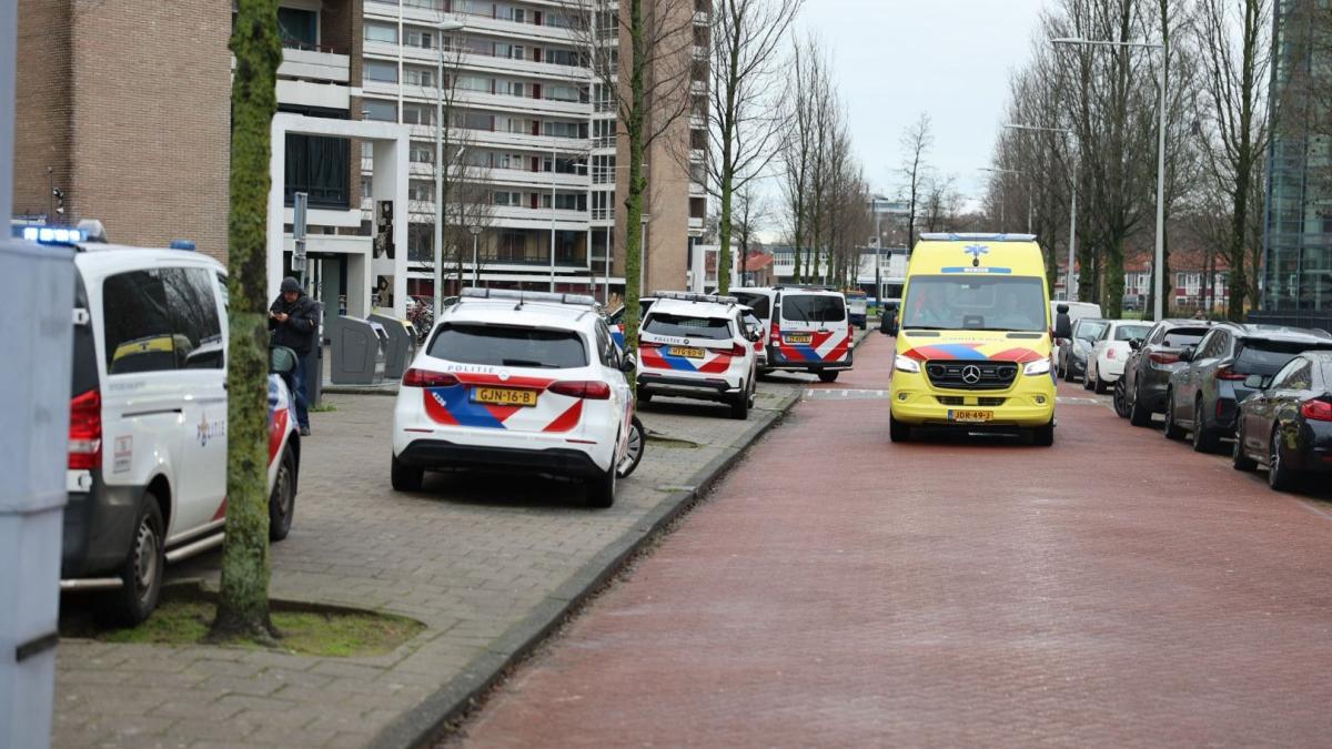Verdachte aangehouden na steekpartij in Amsterdam • Treinverkeer tussen Hilversum en Utrecht weer op