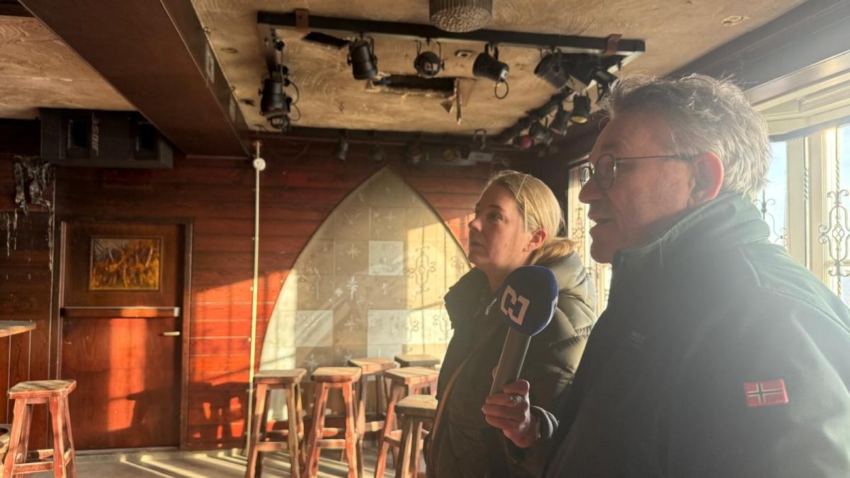 Verslaggevers blikken terug op de Nieuwjaarsbrand in Volendam