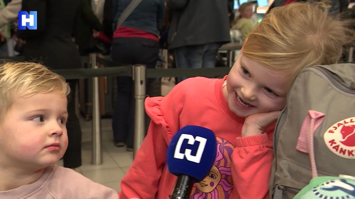 Geen kerstboom, maar palmboom: deze gezinnen ontvluchten de kerstdrukte