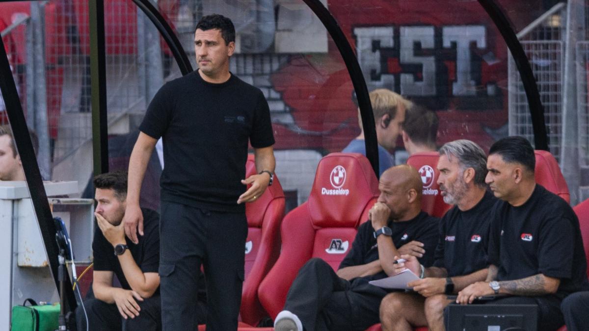 Wijziging in technische staf AZ: assistenten Goudmijn en Van Aart per direct weg