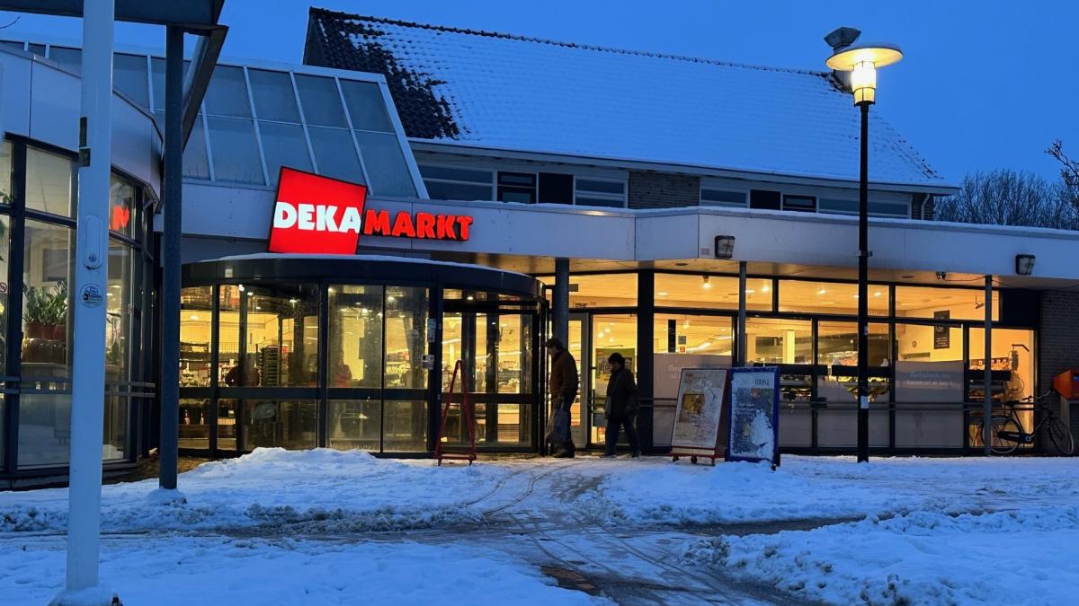 Dankzij Maria komen ouderen toch aan hun boodschappen, ondanks het slechte weer