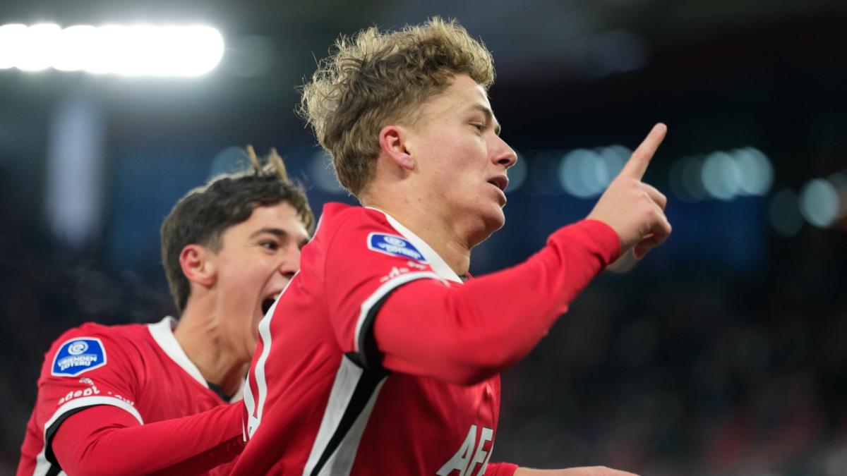 ?? AZ verdedigt voorsprong tegen Volendam • Aanvoerder Mijnans begint 2026 scorend