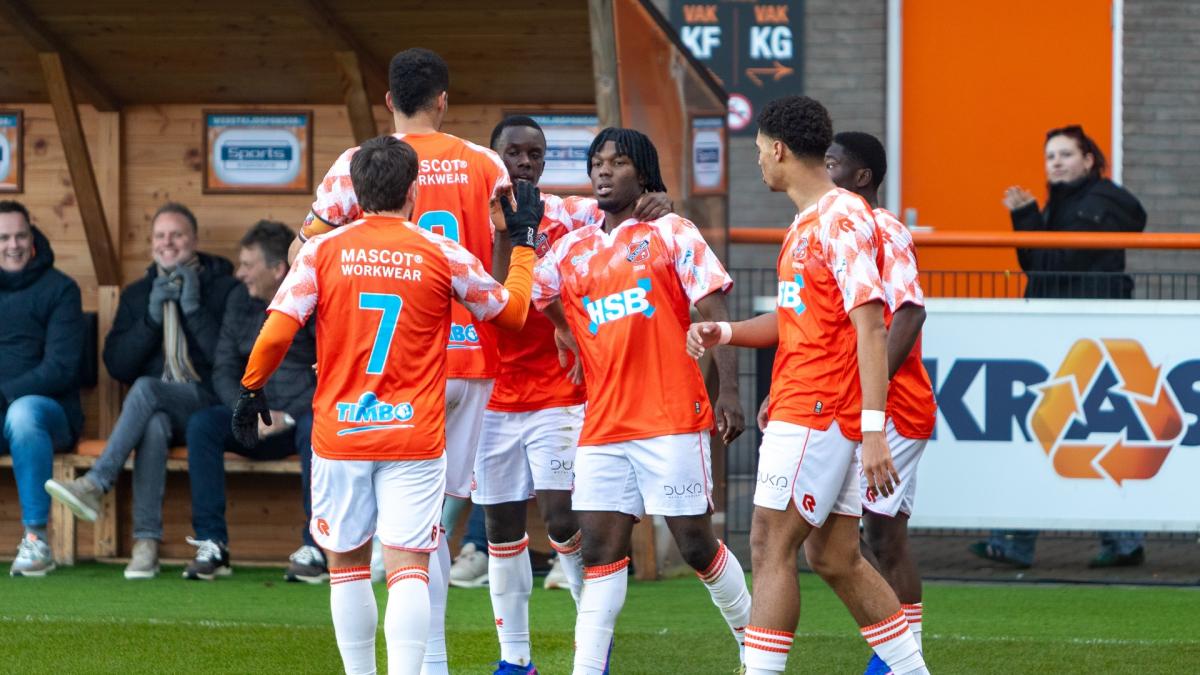 ?? FC Volendam vroeg op voorsprong tegen FC Utrecht • Ideho maakt zijn eerste treffer