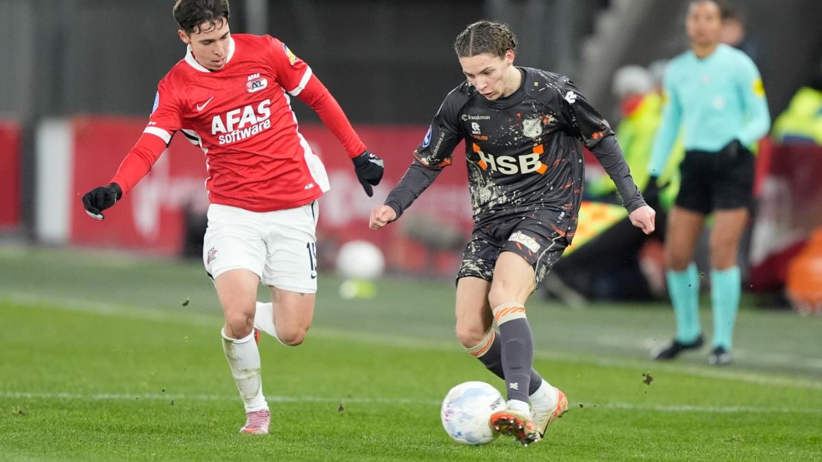 Talentvolle Robin van Cruijsen beloond met opgewaardeerd contract bij FC Volendam