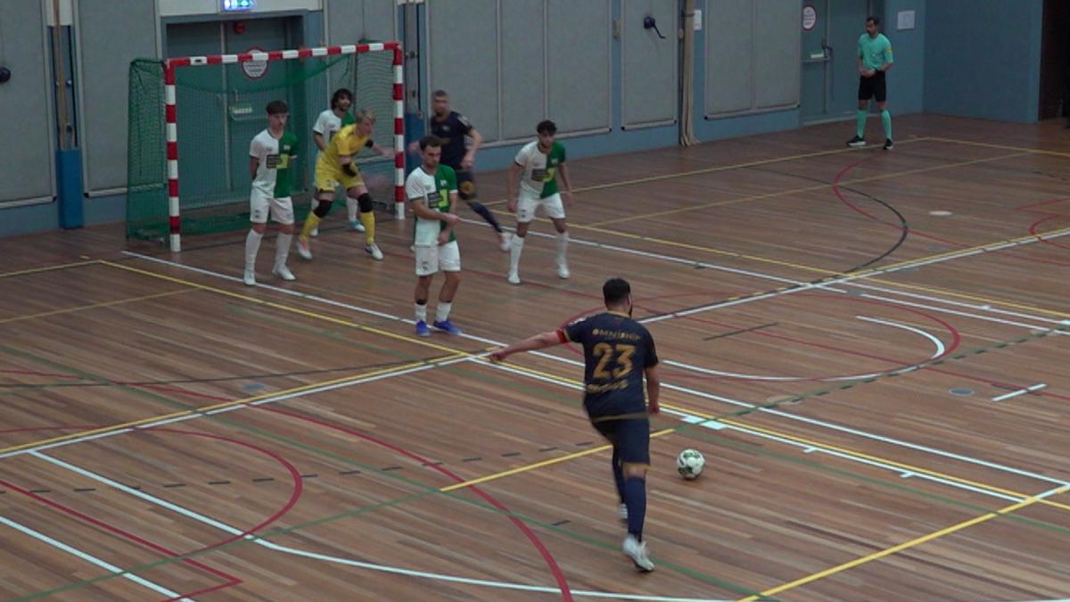 HZV uit Heiloo deelt tik uit aan Amsterdamse Golden Stars in degradatiekraker futsal