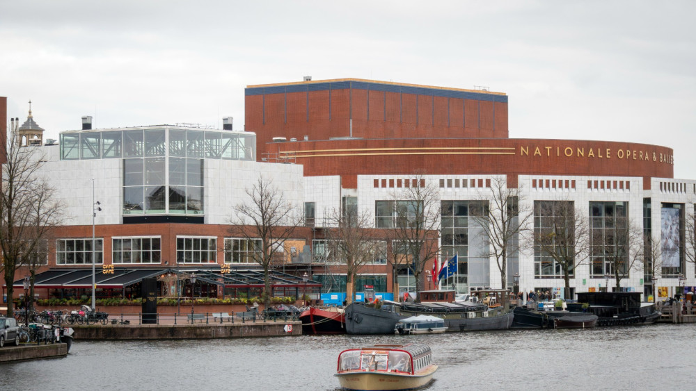 Municipality aims to downsize civil service with new 'top structure'