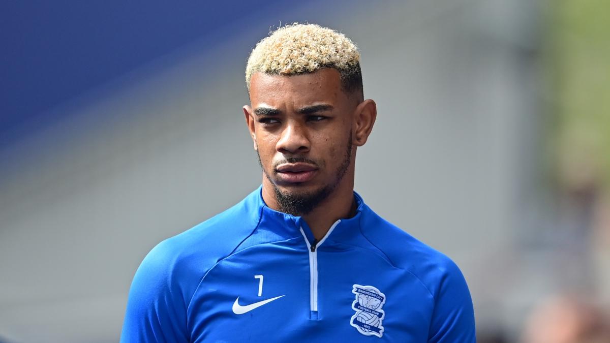 FC Volendam heeft beet en presenteert Juninho Bacuna als nieuwe speler