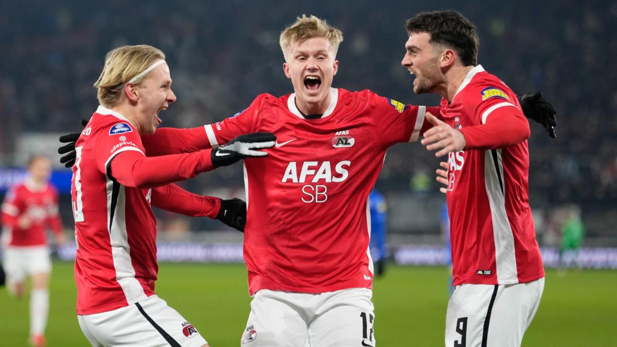 ?? AZ en FC Twente gaan verlengen • Volg het live op NH Radio