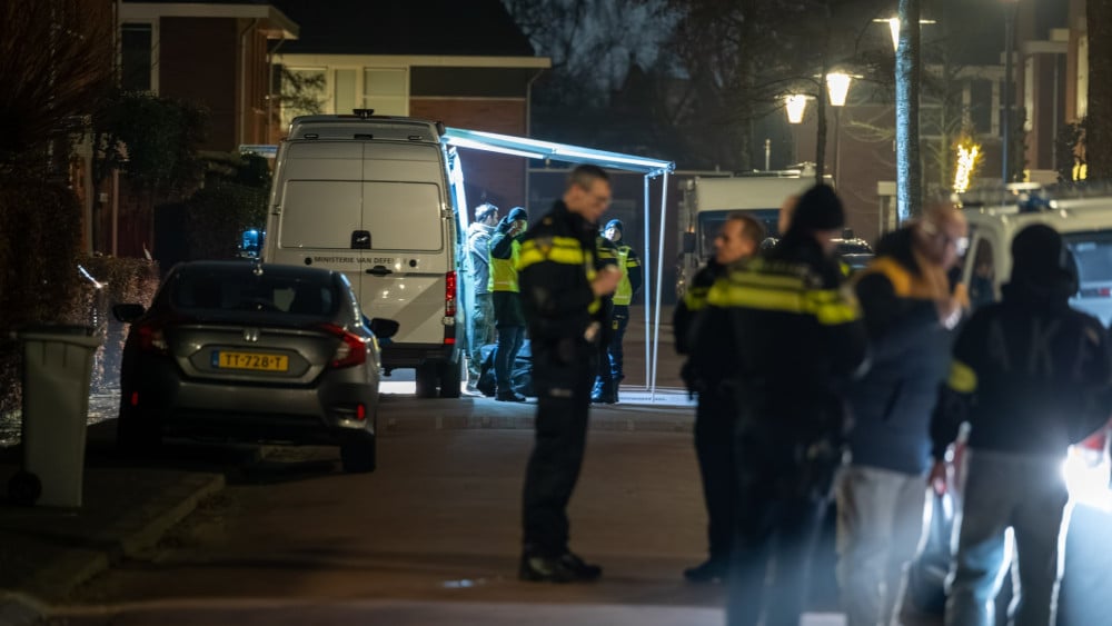 Woningen ontruimd na vondst grondstoffen voor vuurwerk, Aalsmeerder (39) opgepakt