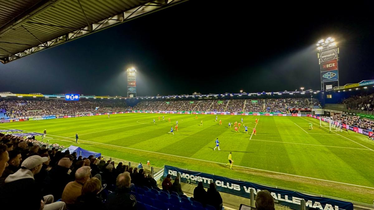 ?? FC Volendam weer op gelijke hoogte in Zwolle • Grieperige trainer Kruys afwezig