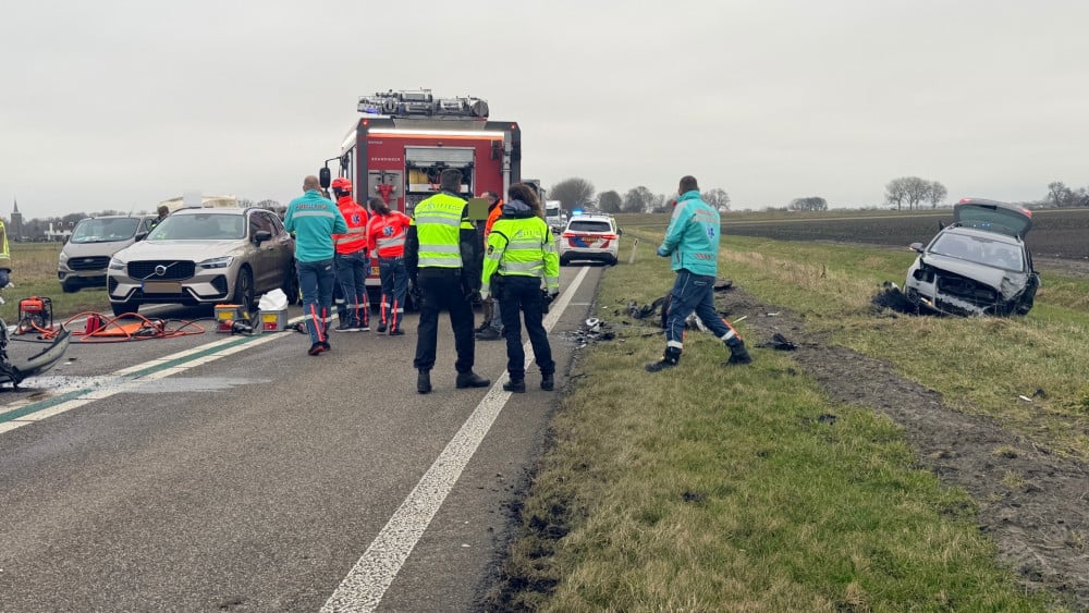 Dode na ongeluk op N242 • Minderjarige jongen beroofd van fatbike door man met steekwapen