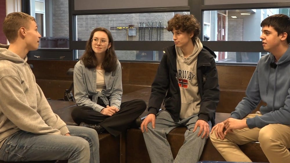 Je rooster checken op een telefoonvrije school? Leerlingen bedenken slimme oplossing