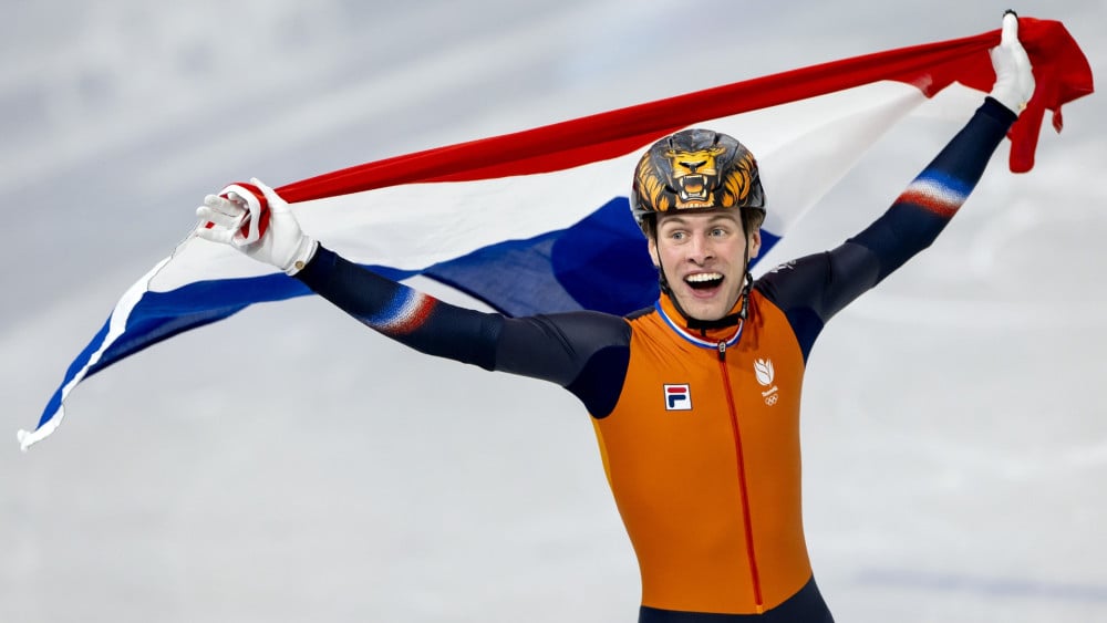 Goud voor Jens van 't Wout! Larense shorttracker wint zinderende finale