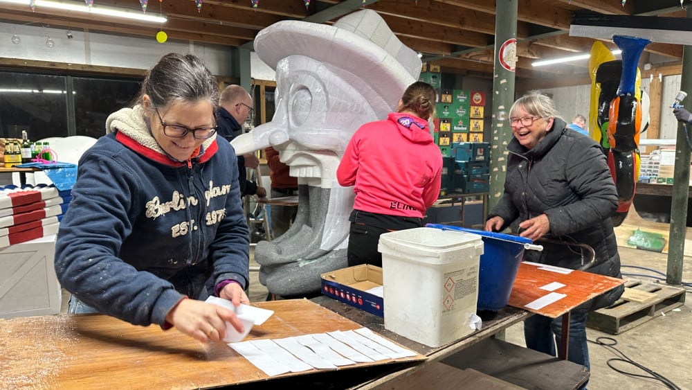 Na 33 jaar wagens bouwen vinden De Goudgele Rakkers het mooi geweest Home