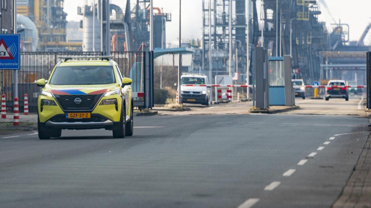 Man gewond na val van steiger op terrein Tata Steel