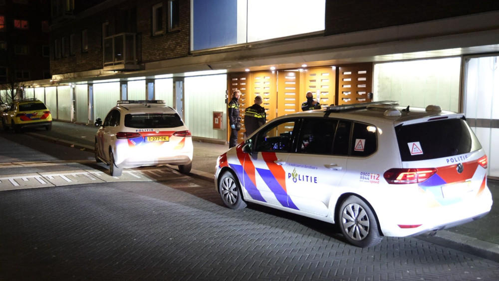 Man stabbed in Amsterdam-Zuidoost, police searching for suspect