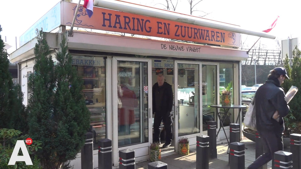 Fishmonger at wits' end: stall area plagued by rats but health services say little can be done