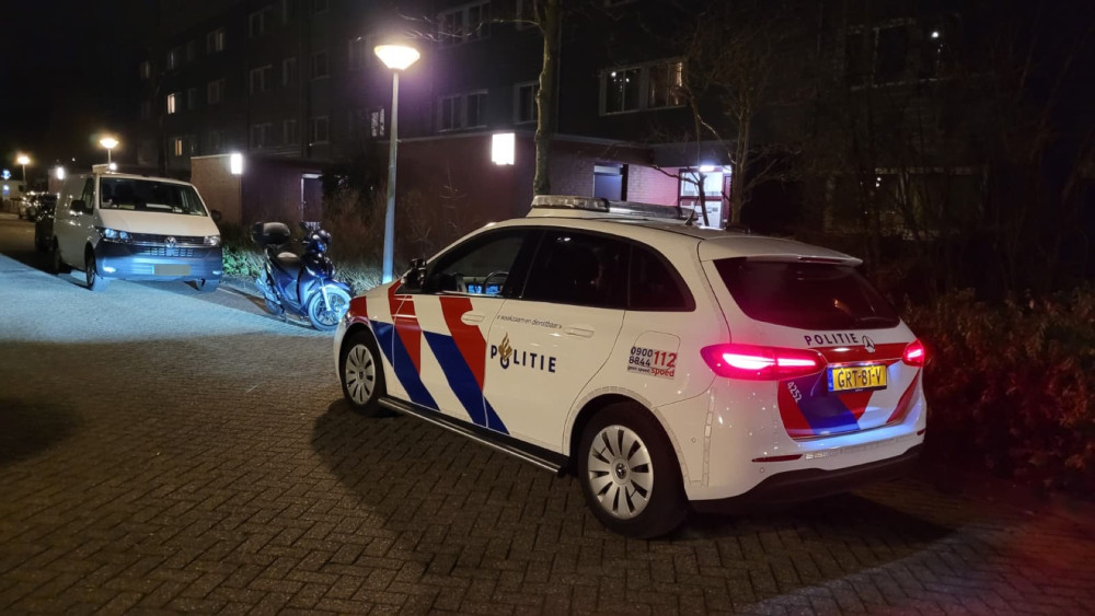 Woman robbed of car at gunpoint in Amsterdam North