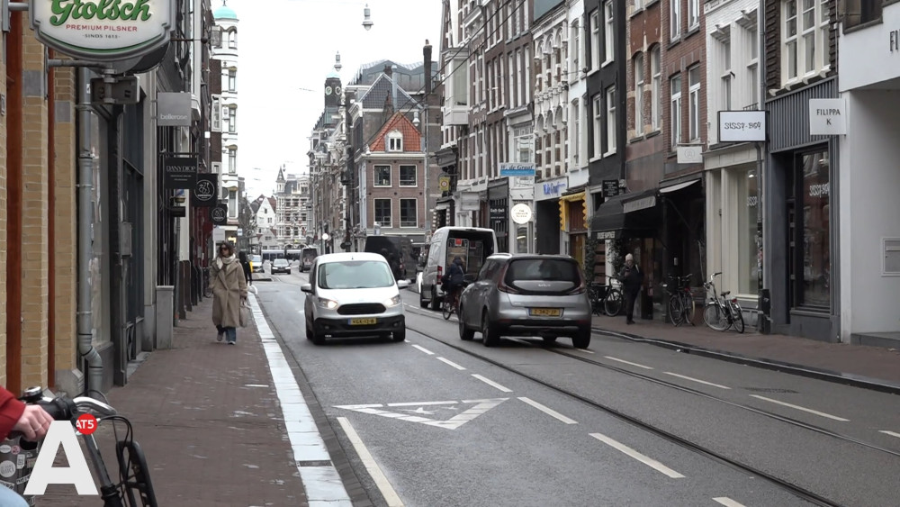 Plans for one-way traffic on Utrechtsestraat, but not everyone is convinced