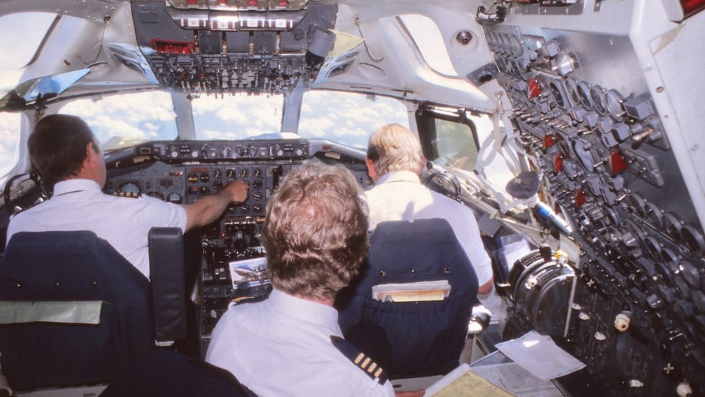 Vroeger liep iedereen zo naar binnen: waarom de cockpit nu altijd op slot zit
