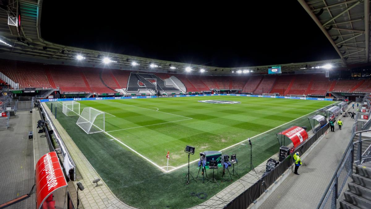 Israël voert druk op om voetbalsupporters toch toe te laten bij AZ