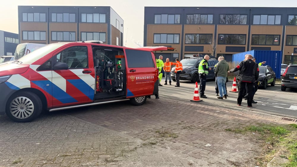 Scooterrijder laat hardloper gewond achter na aanrijding • Gevaarlijke stoffen ontdekt in riool