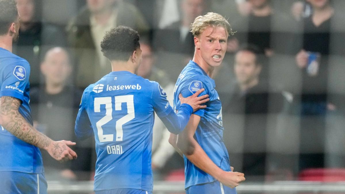 ?? AZ verrassend op voorsprong tegen PSV • Ajax onderuit bij FC Groningen